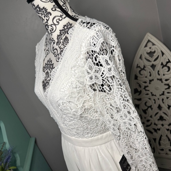 Lulus Awaken My Love Long Sleeve Lace Maxi Dress Size Large NWT Bride Wedding - Picture 6 of 15